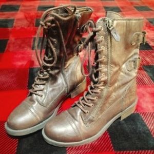 Women's size 8 boots